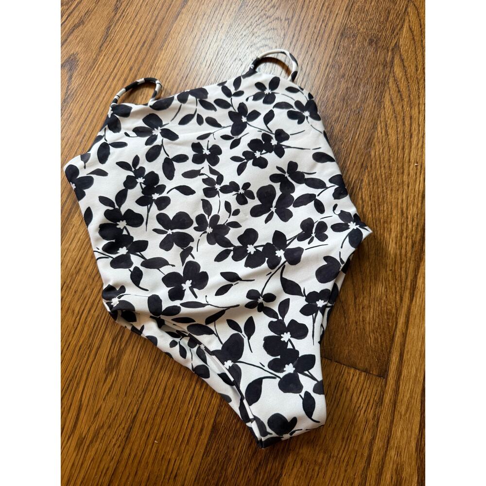 NWT Skatie Frankie One Piece in Greenwich Size 2T